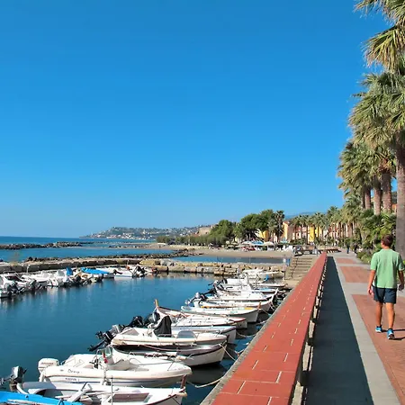 Terrazza Riva By Interhome